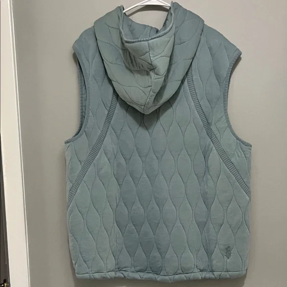 NWOT Free People Movement Dream Big Quilted Vest - Picture 7 of 8